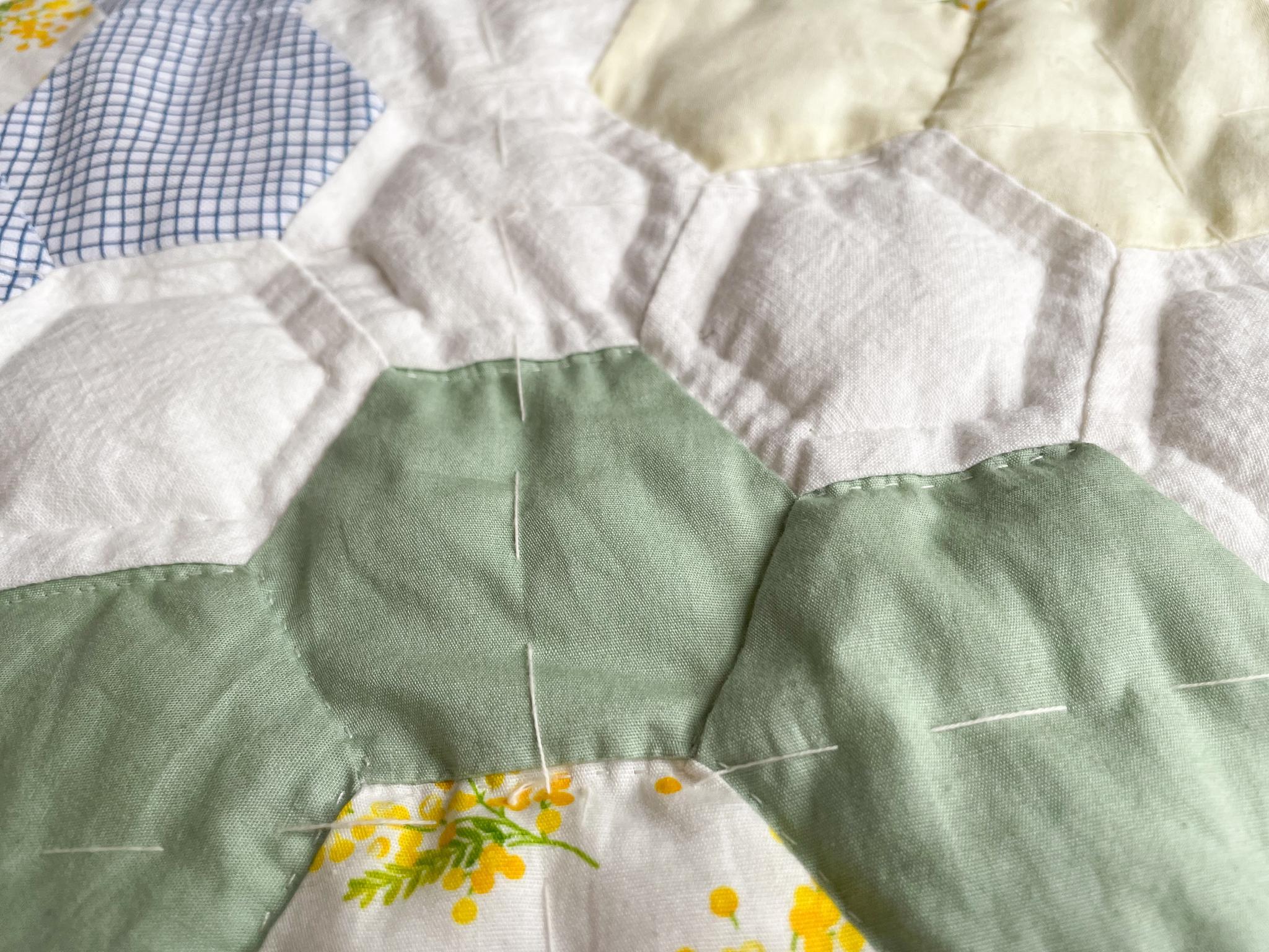 ミモザ咲く＊一点ものパッチワークキルト | 18枚目